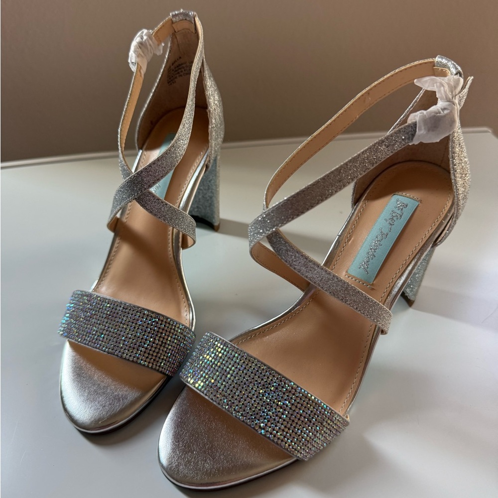 Betsey Johnson Heels - Picture 4 of 11